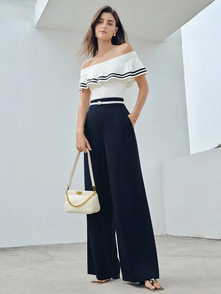 Blusa Feminina Com Babados e Estampa Listrada Branco Rieti