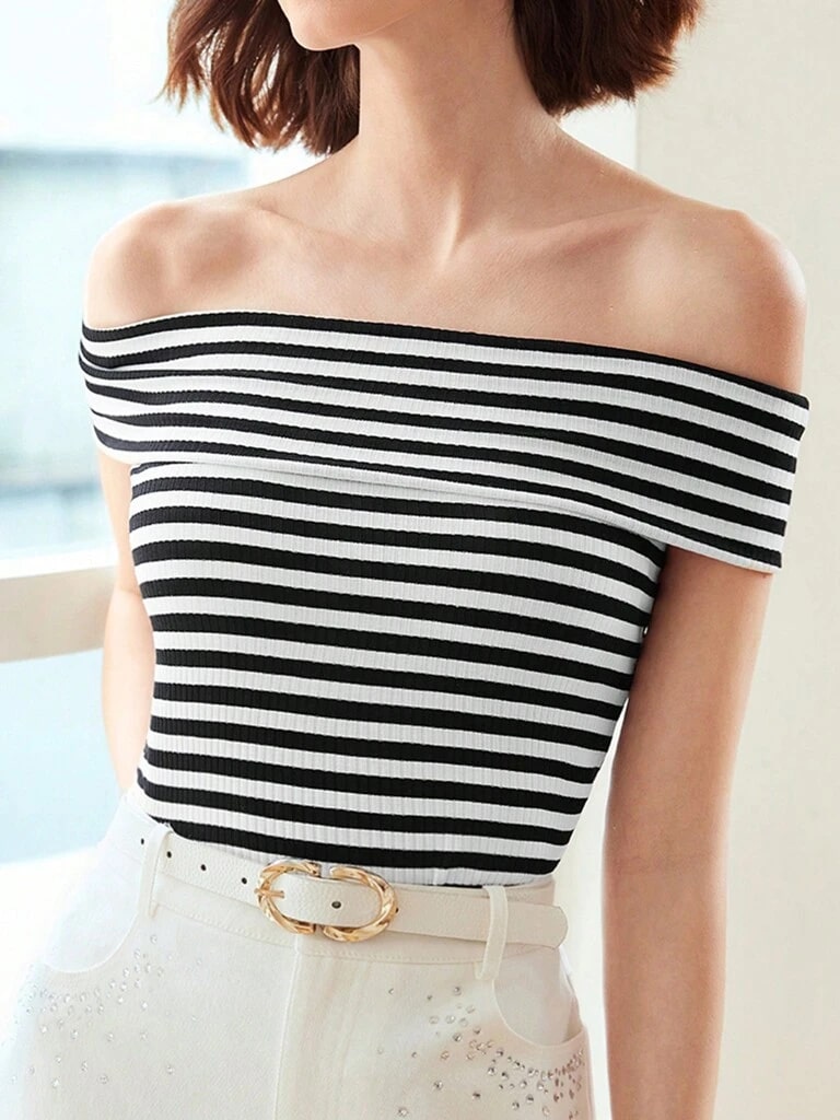 Blusa Feminina De Ombro Dobrado Listrada Asti