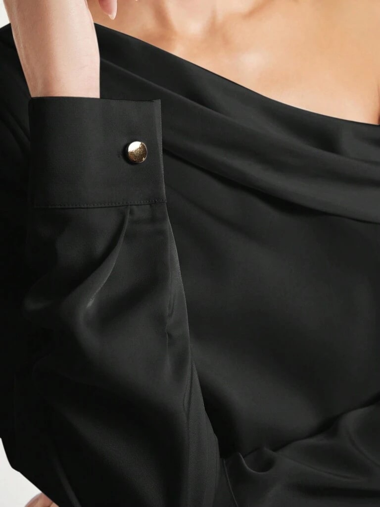 Blusa Feminina Preto Manga Longa Praga