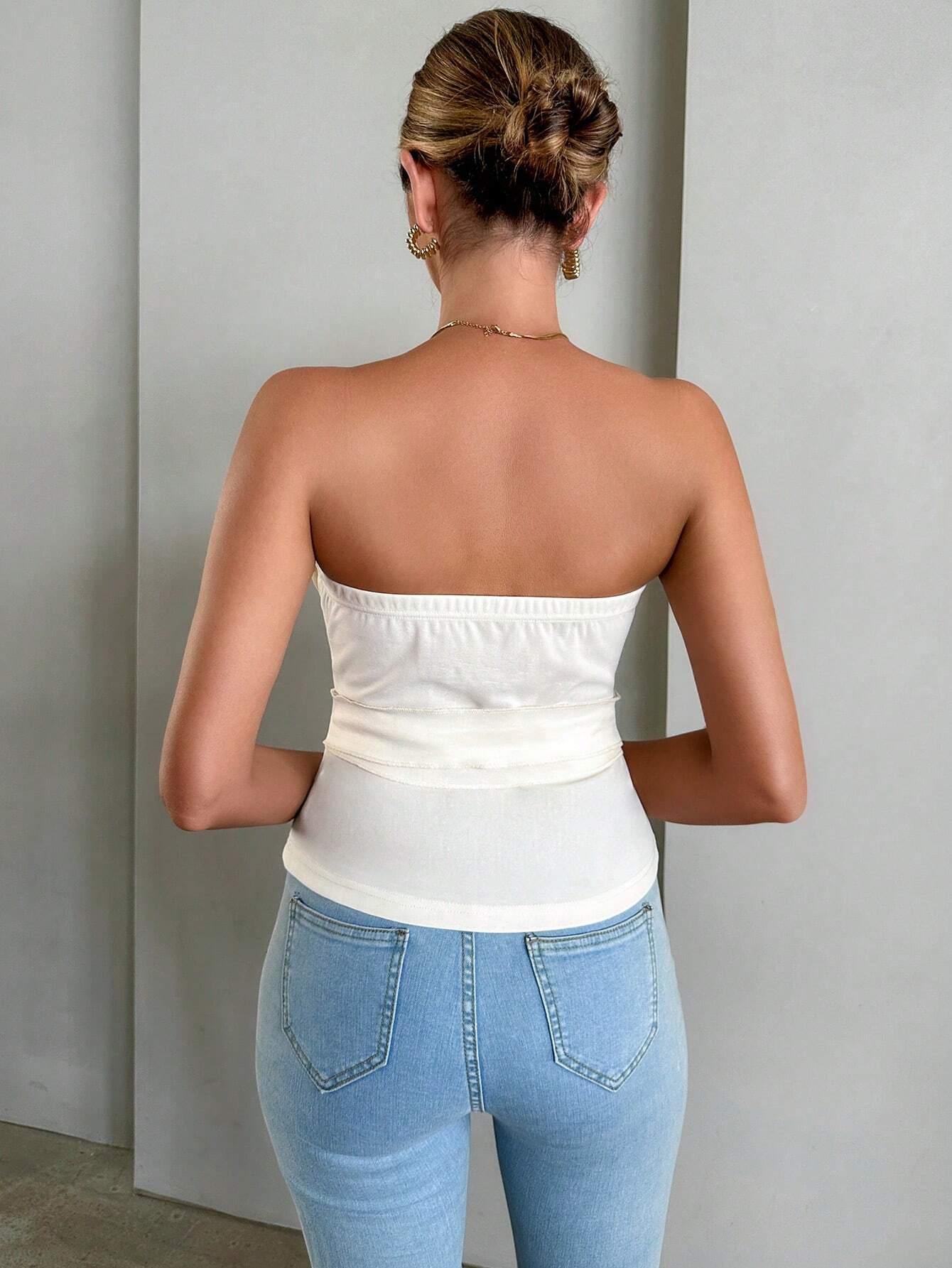 Blusa Feminina Tubo Bainha Assimétrica Branca