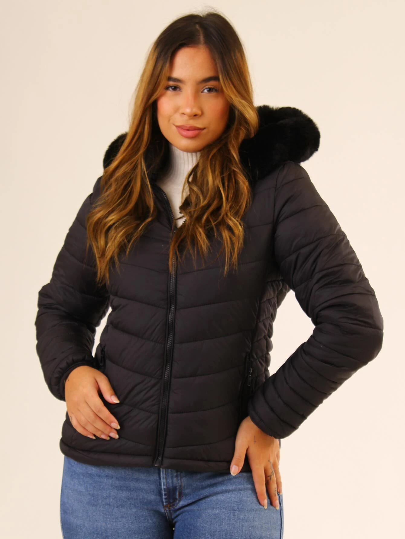 Jaqueta Feminina Puffer Com Forro Pelúcida