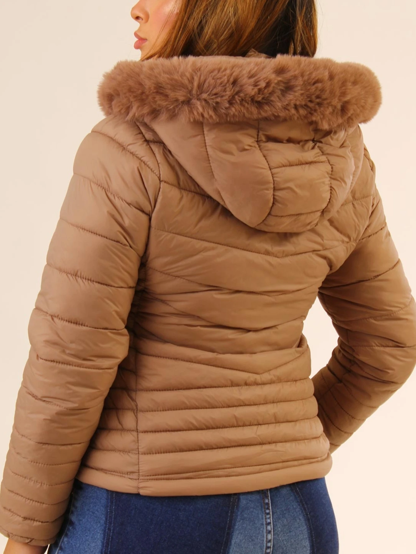 Jaqueta Feminina Puffer Com Forro Pelúcida
