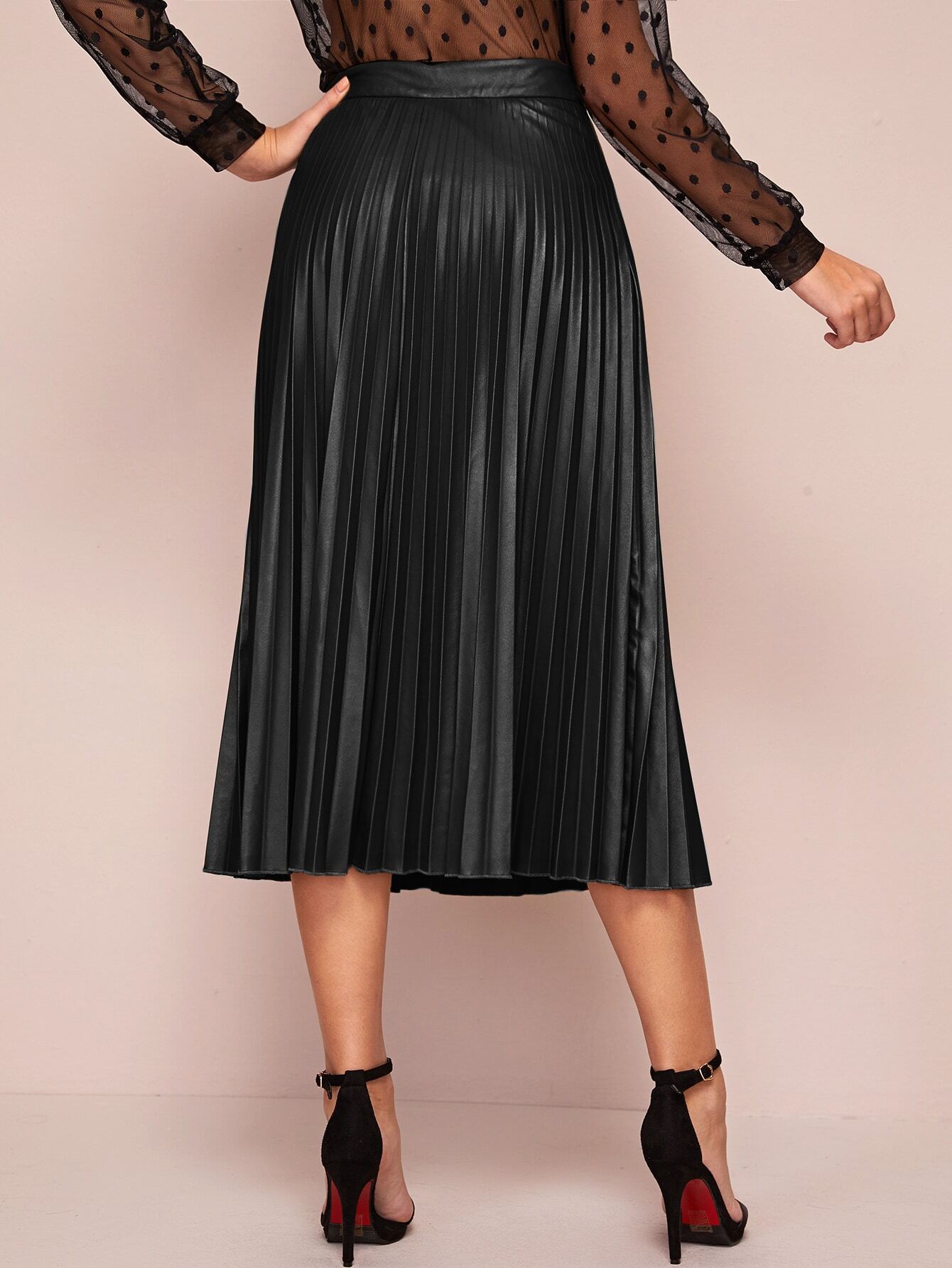 Saia Midi Plissado Couro Eco Preto