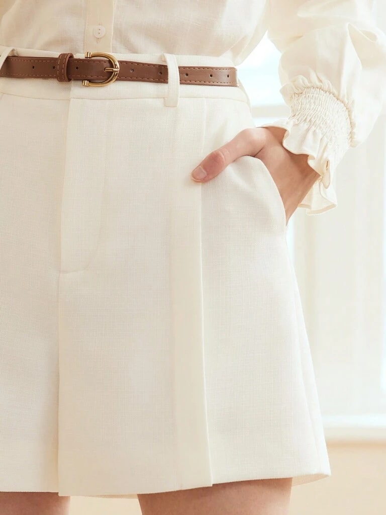 Short Feminino Bege Biella