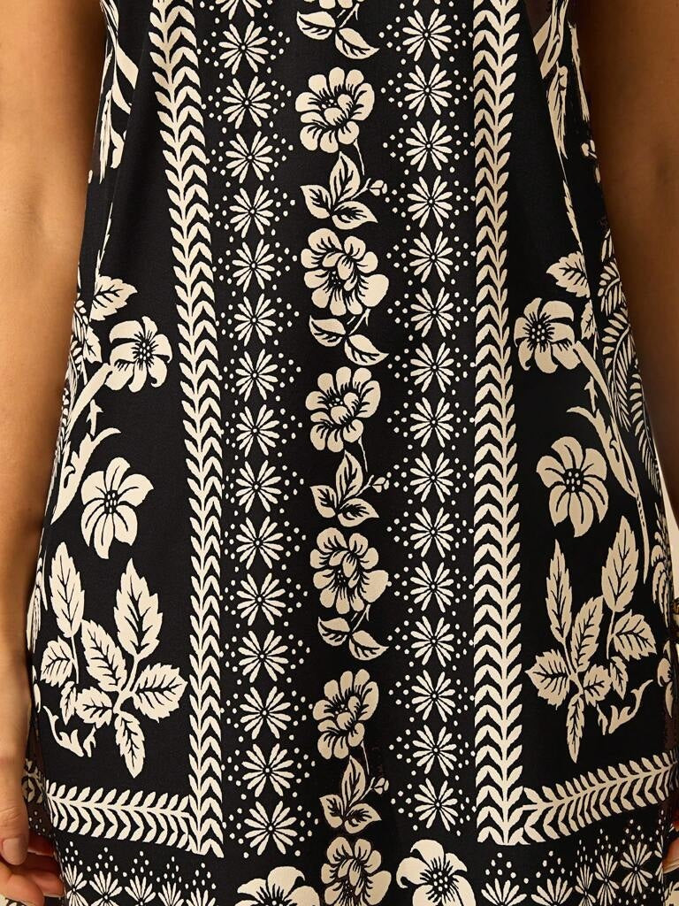 Vestido Curto Multicolorido Preto Vaduz