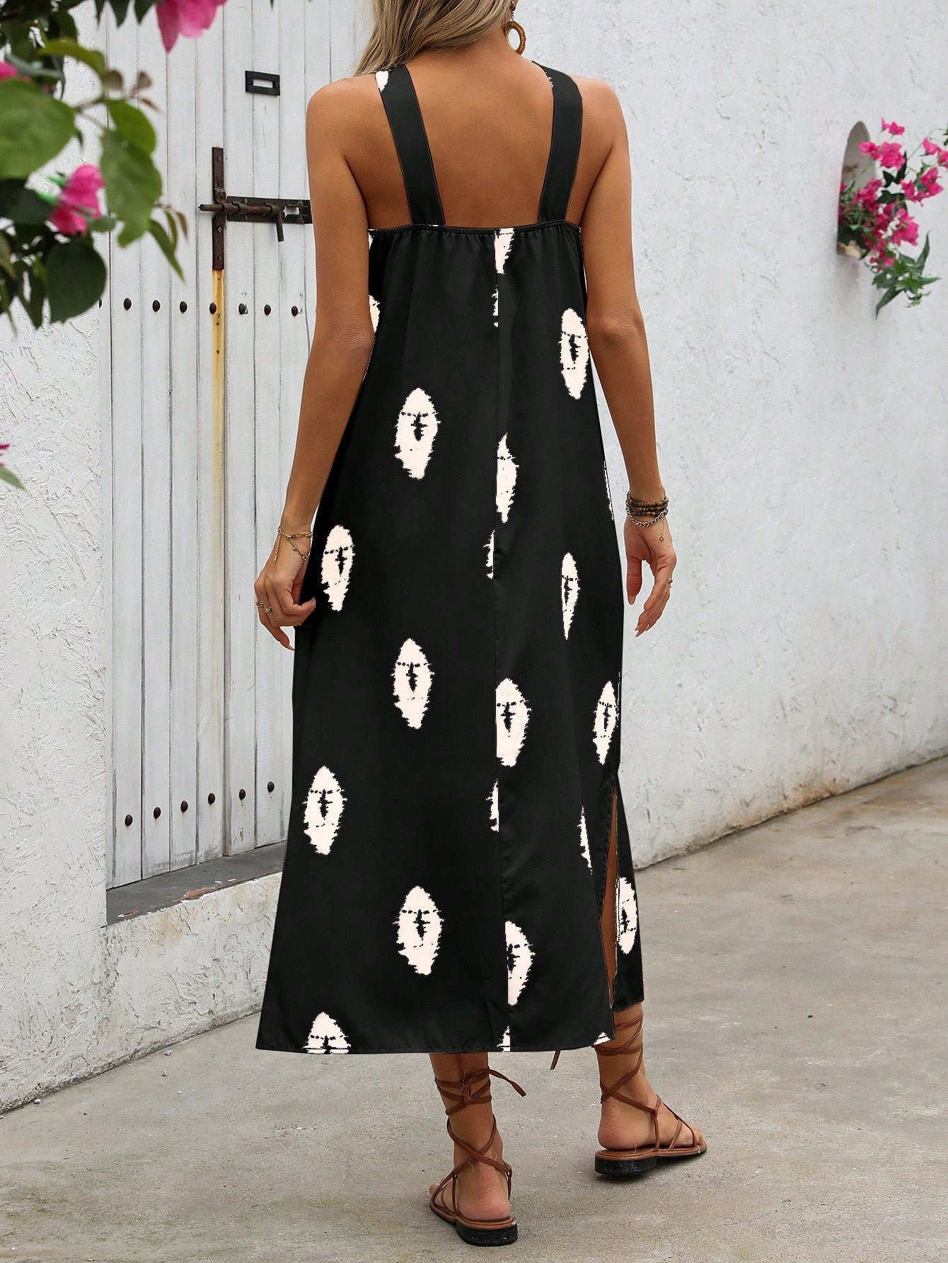 Vestido Longo Estampa Geométrica Decote Halte Hédena