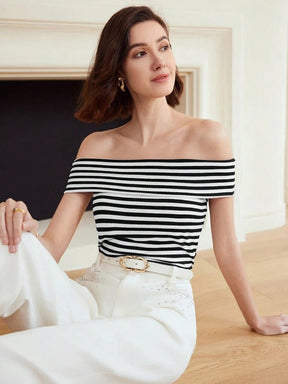 Blusa Feminina De Ombro Dobrado Listrada Asti