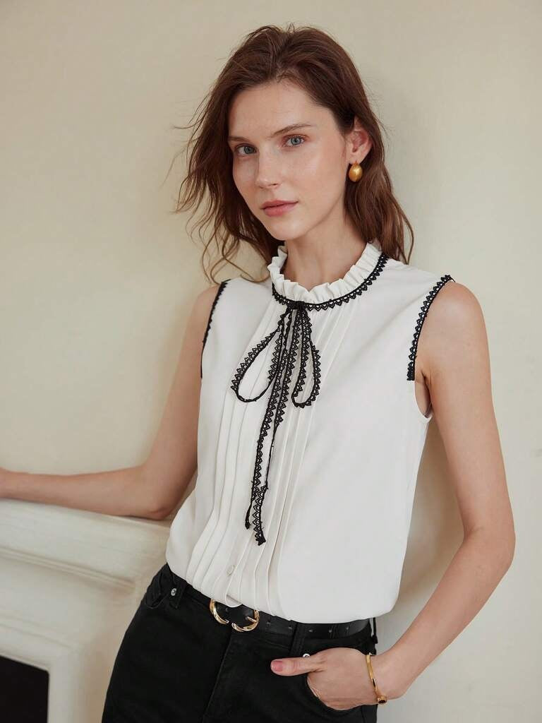 Blusa Feminina Plissada com Laços Gola Alta Gênova