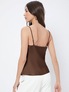 Blusa Feminina Regata Marrom Modelo Social