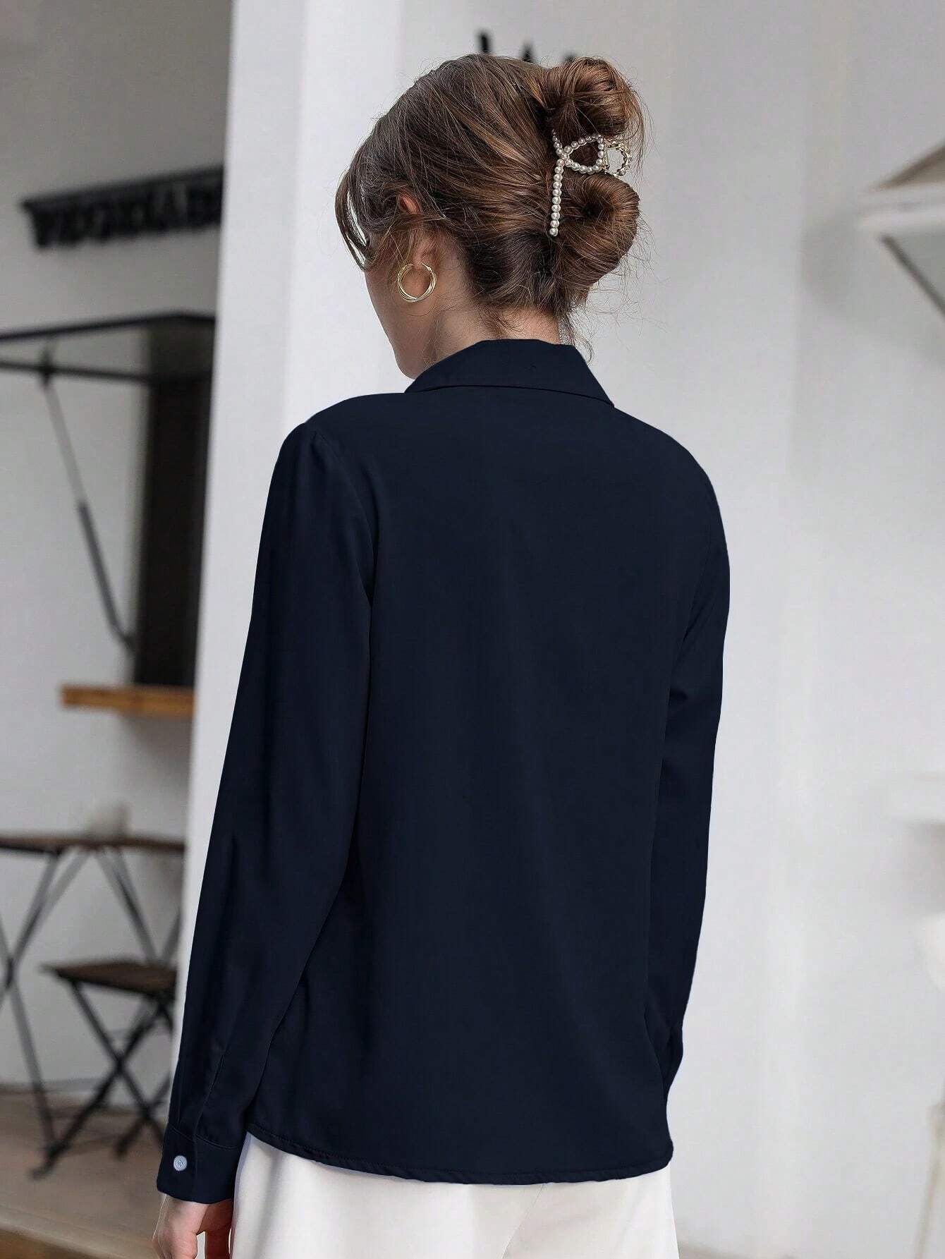 Blusa Feminina Social Manga Longa Azul Marinho