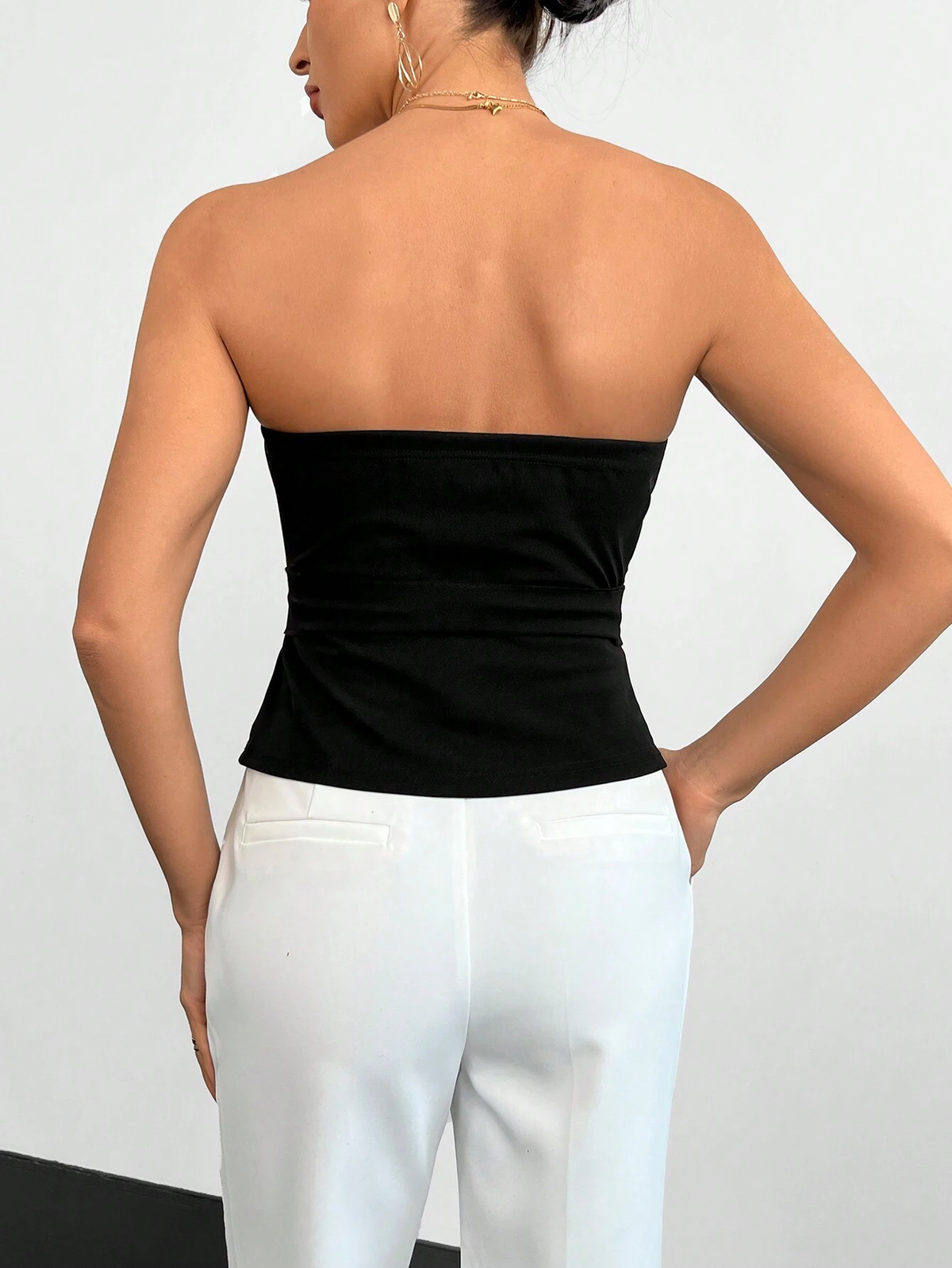 Blusa Feminina Tubo Bainha Assimétrica Preto