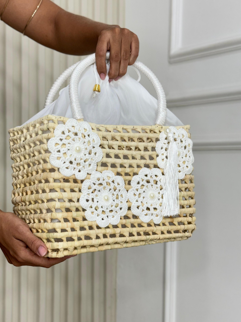Bolsa de Palha Cesto Grande Flores em Crochê Celestita