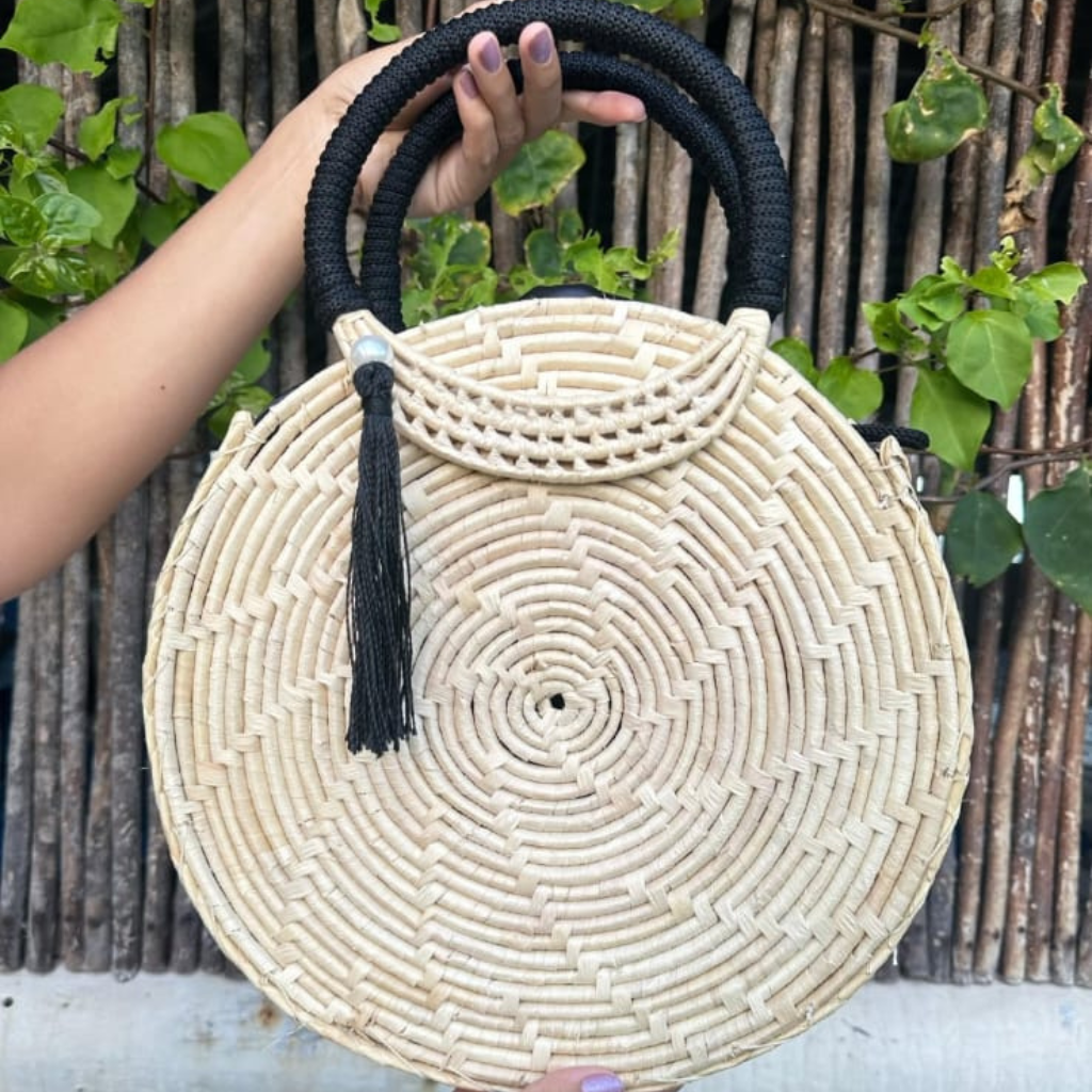 Bolsa de Palha Grande Alça de Mão Modelo Maranta