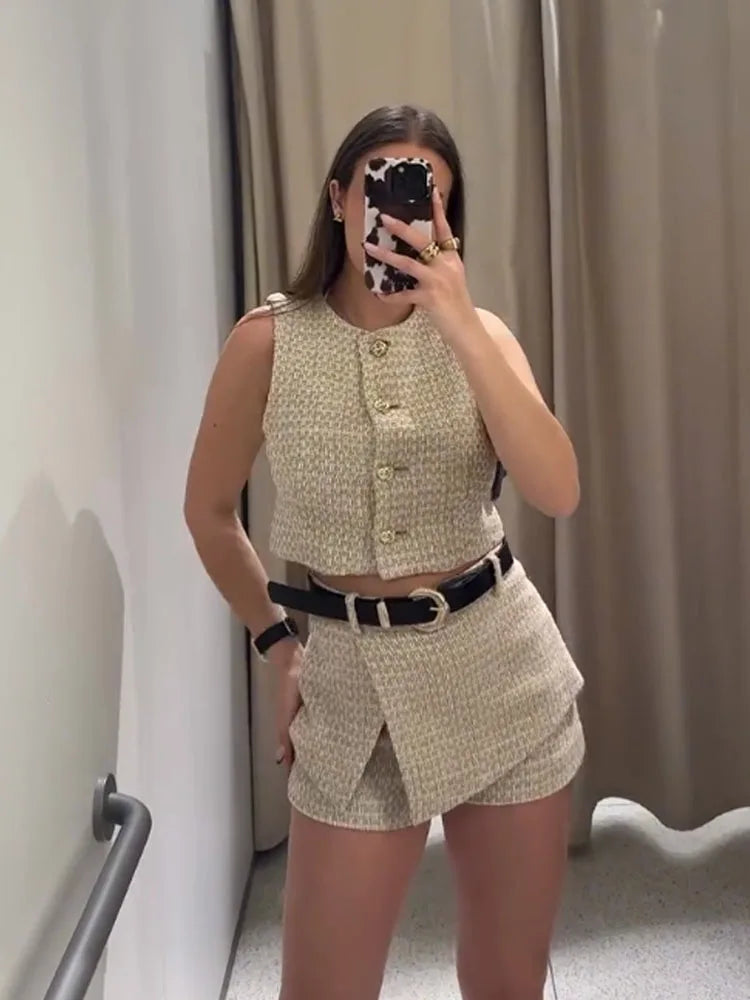 Conjunto Feminino 2 Peças com Cinto Cáqui Claro