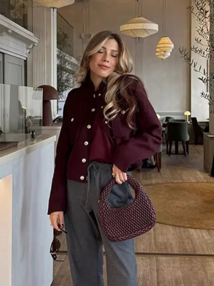 Jaqueta Feminina Bolsos Recortados Botões Frontais Elize