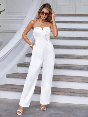 Macacão Feminino Branco Decote em V