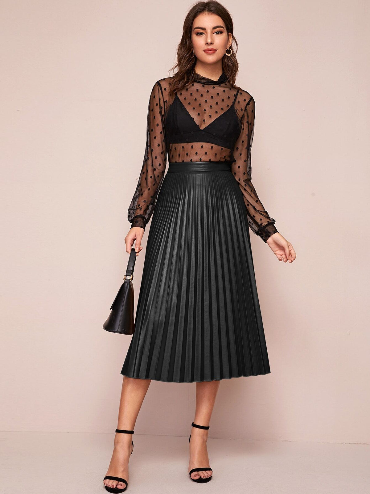 Saia Midi Plissado Couro Eco Preto