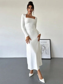 Vestido Branco Longo Plissado Yasmin
