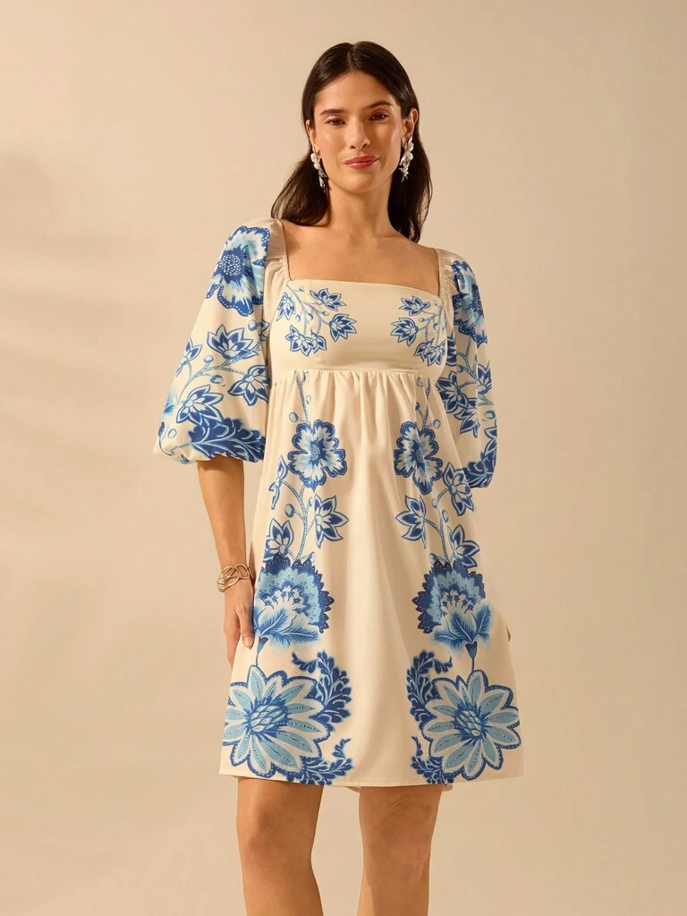 Vestido Curto Manga Bufante Modelo Tereza