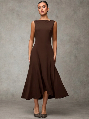 Vestido Midi Elegante sem Mangas Cor Café Tereza